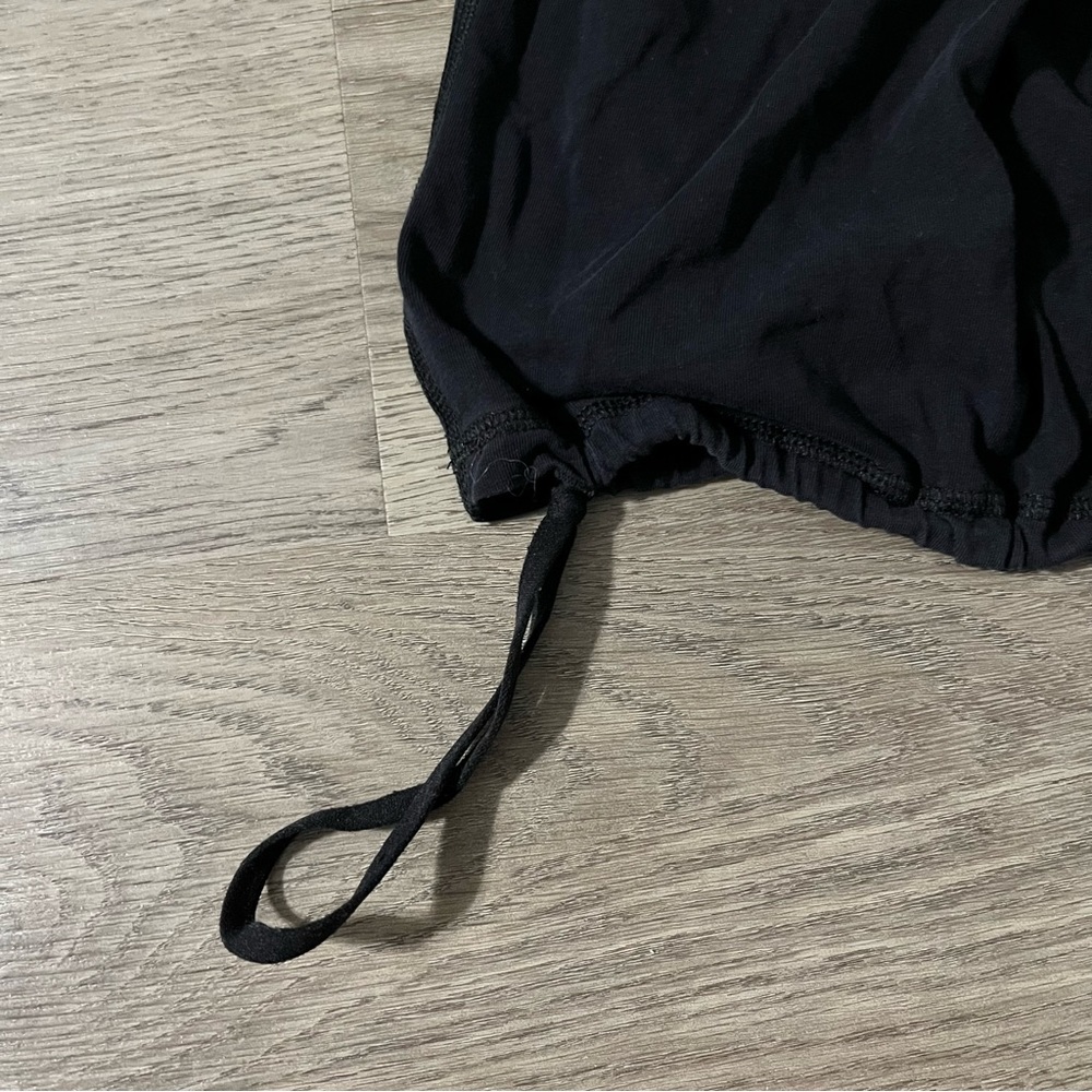 LuLuLemon Athletica Womens Back on Track Black Aqua Built in Bra Tank Top Size 6 - Picture 3 of 8